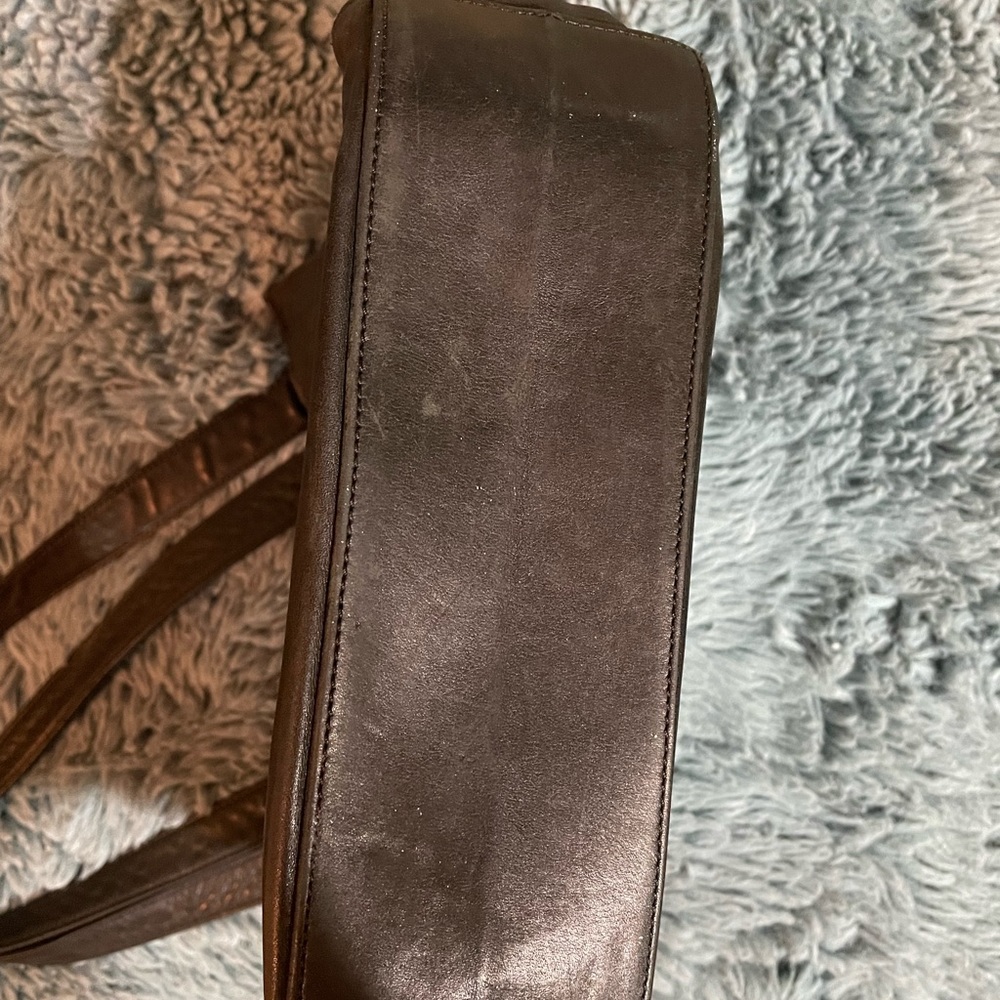 Vintage lamb skin leather Authentic Chanel tote - Picture 8 of 15